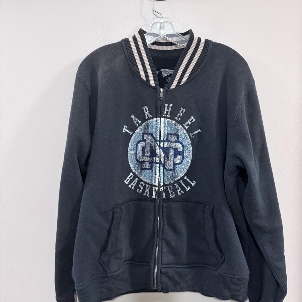 Men's Tar Heel Basketball Zip Up Sweater Jacket - Navy. Size Large